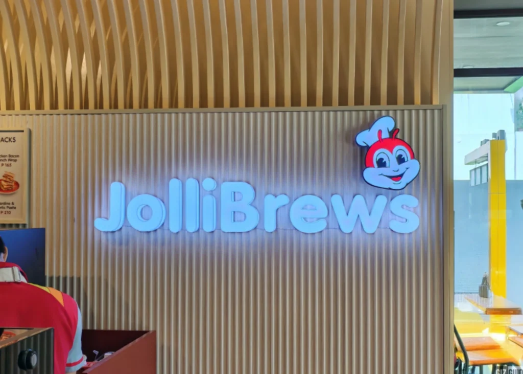 Jollibee Opens First JolliBrew’s Cafe in Bonifacio Global City